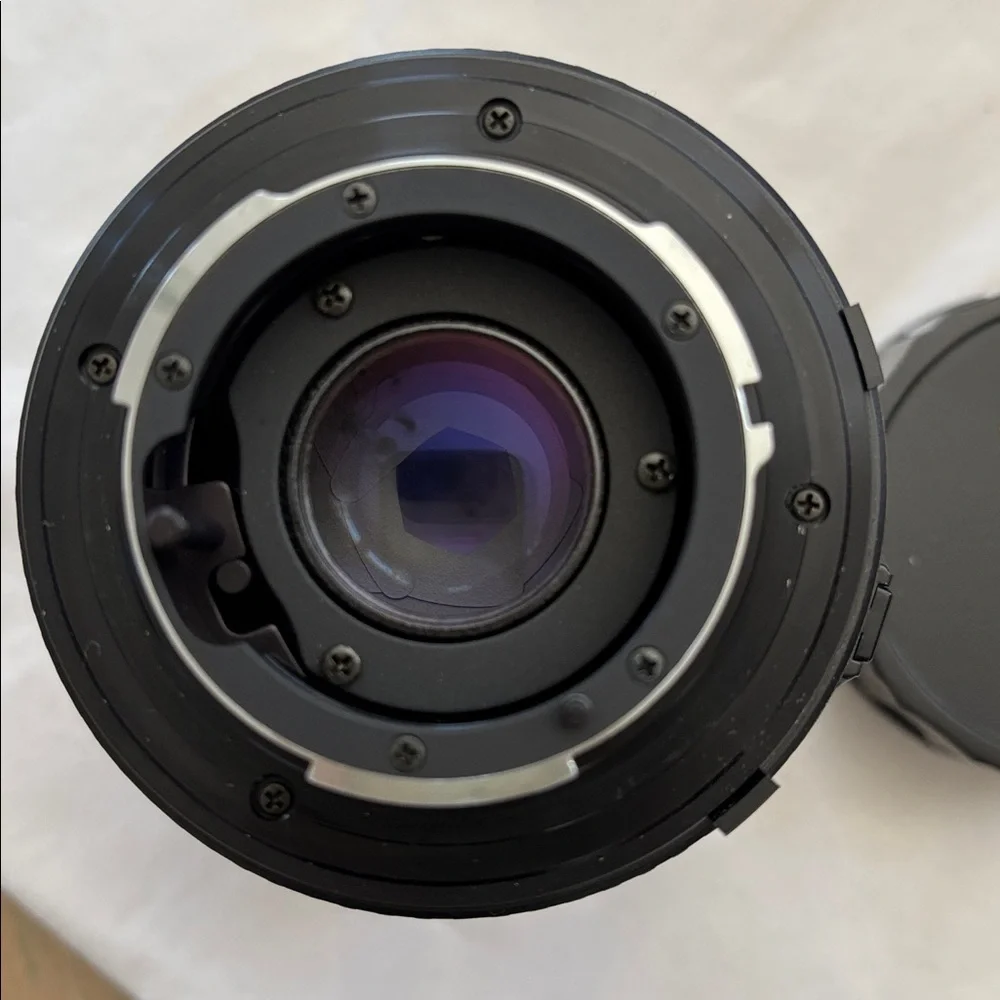 Sakar for Minolta 28mm f/2.8 Wide-Angle Lens
